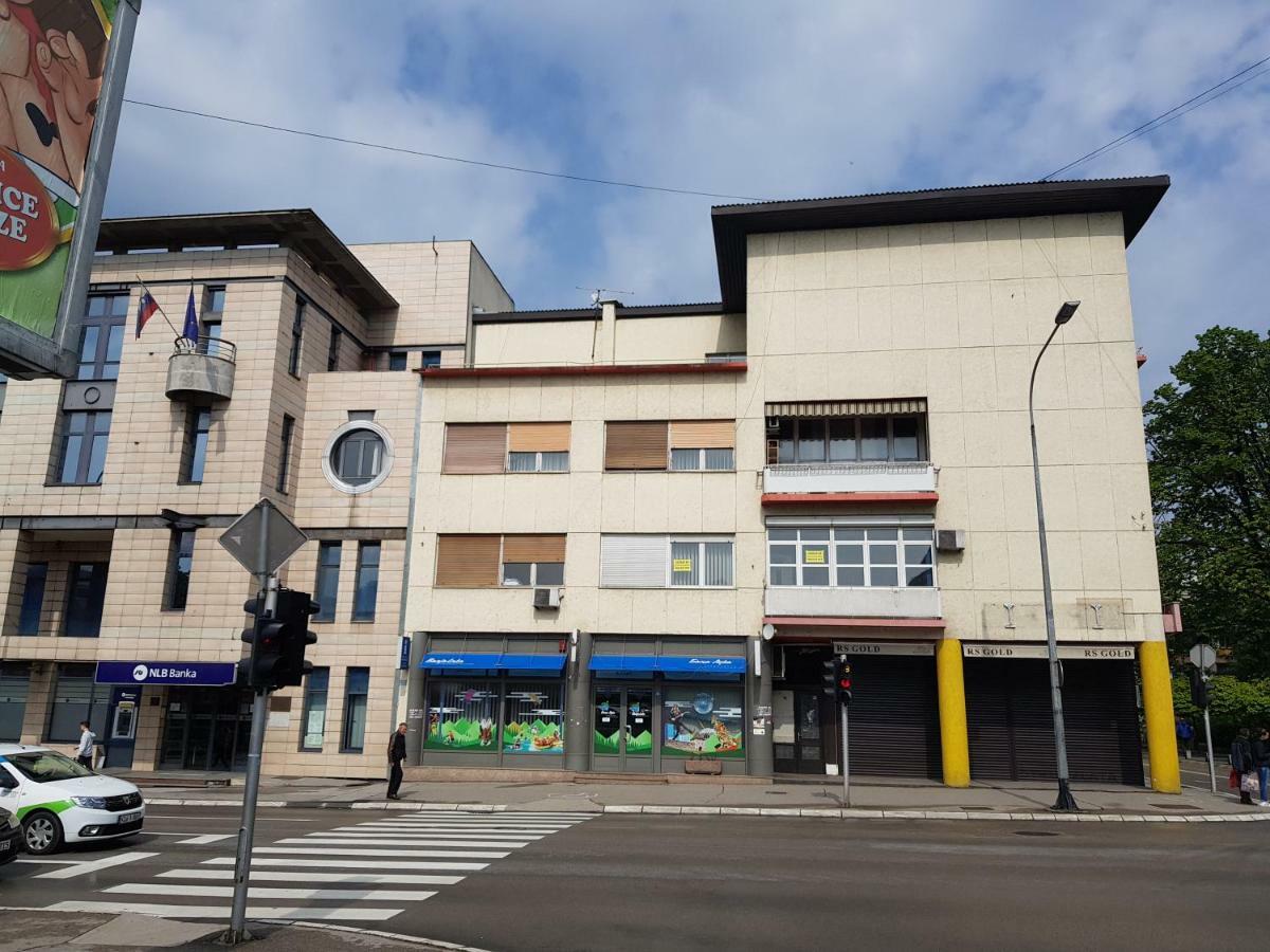 Sara Apartment Баня-Лука Екстер'єр фото